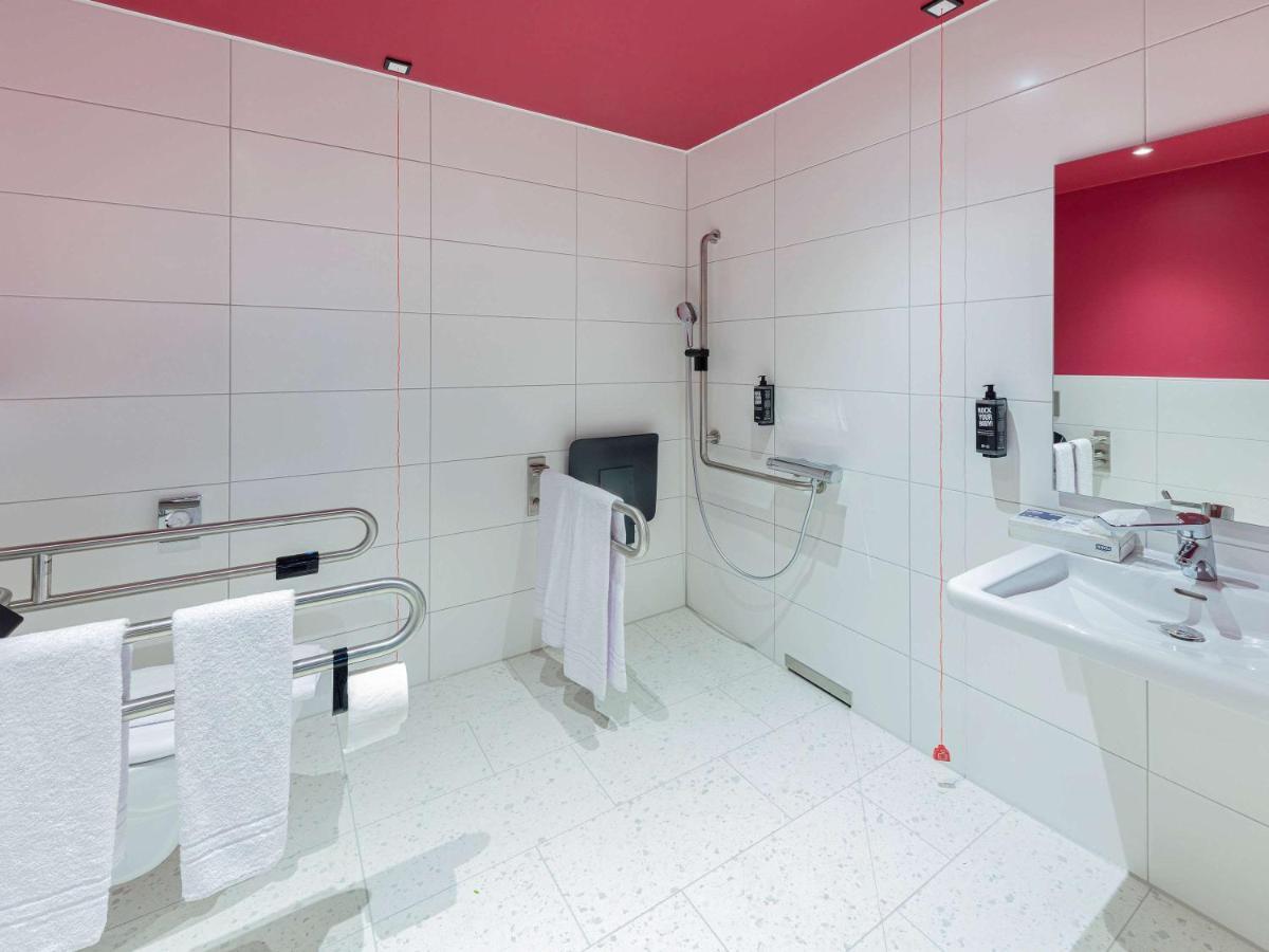Ibis Styles Muenchen Perlach Buitenkant foto