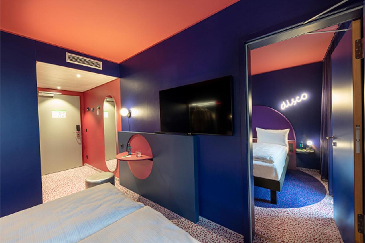 Ibis Styles Muenchen Perlach Buitenkant foto